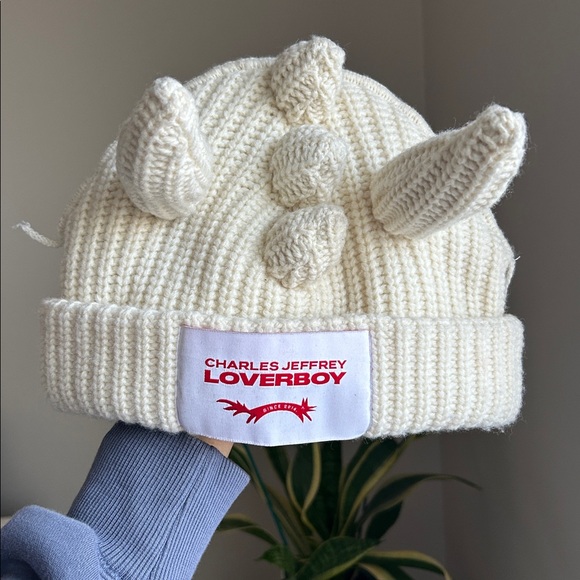 Charles Jeffrey LOVERBOY Off-White Chunky Dragon Beanie - Picture 6 of 14